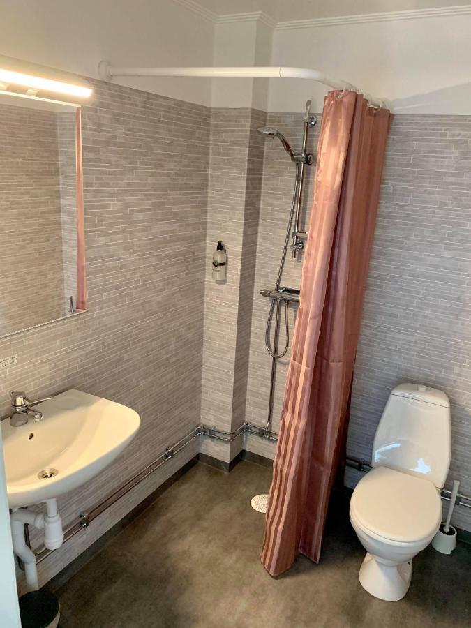 Vandrarhemmet Oestergatan Skövde Buitenkant foto
