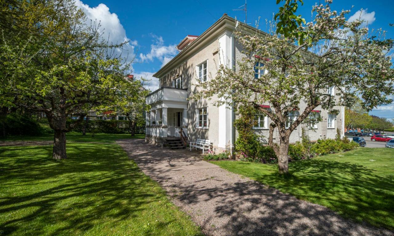 Vandrarhemmet Oestergatan Skövde Buitenkant foto